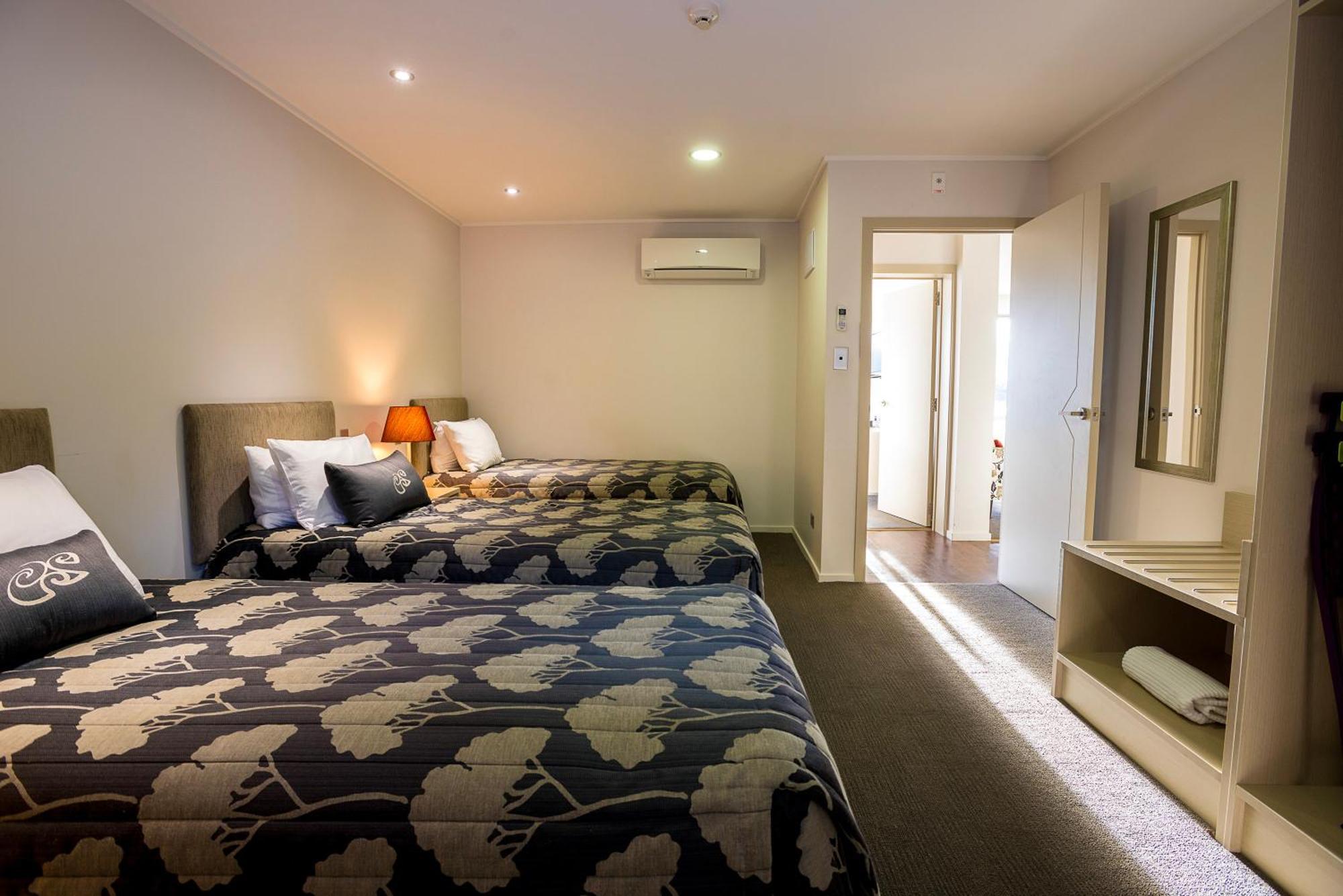 Marakura Deluxe Motel Те-Анау Экстерьер фото
